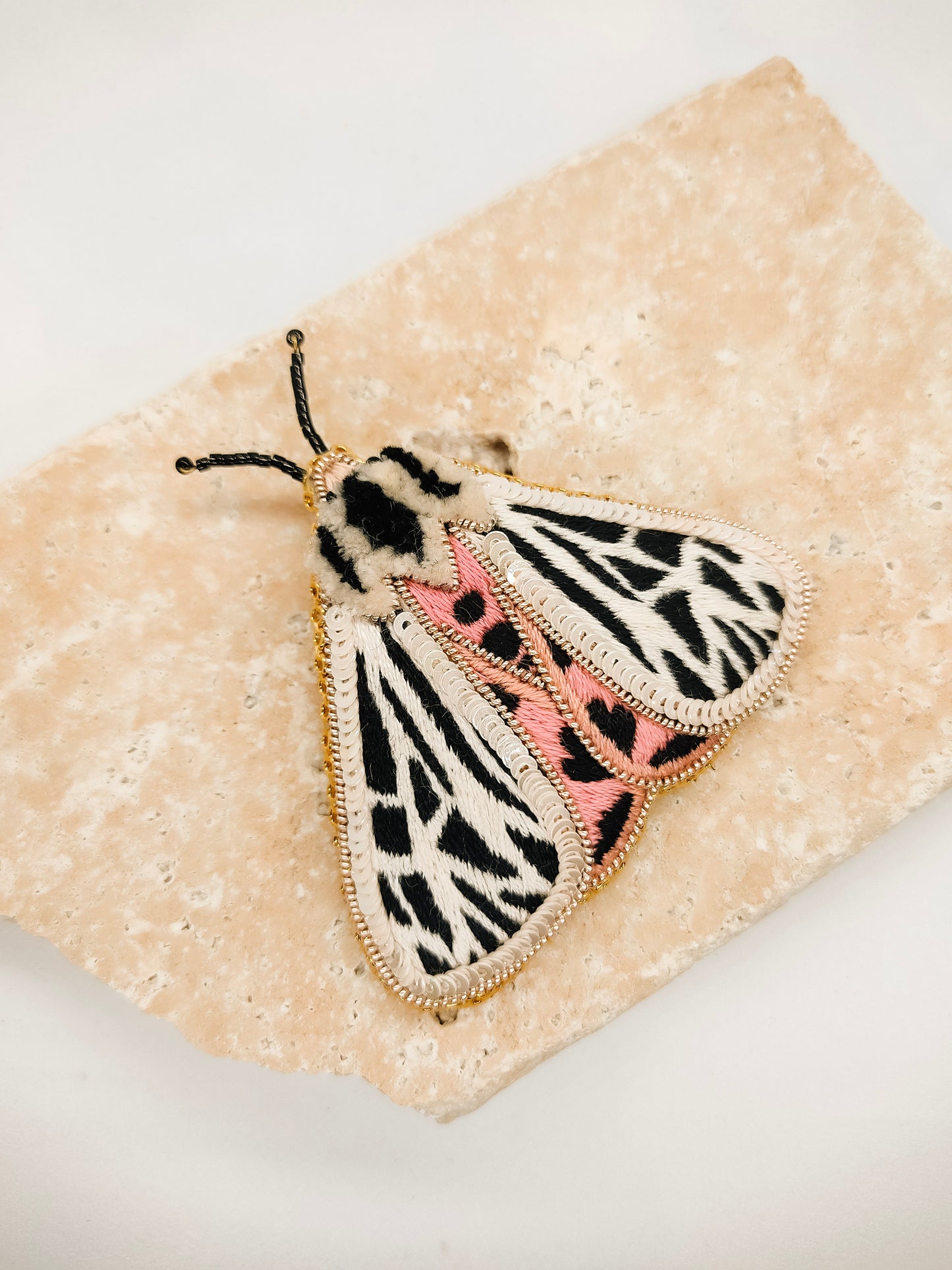 Broche Papillon Vierge